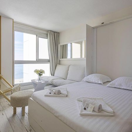 Superbe Studio Face A La Mer Acces Direct Plage Биарриц Экстерьер фото